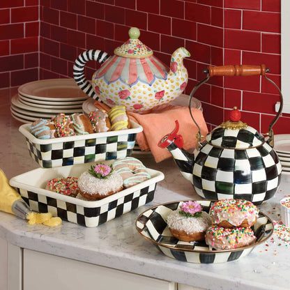 Courtly Check Enamel Pie Plate