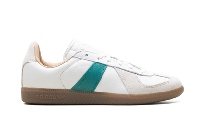 BW Army "Core White Power Green" HQ9265