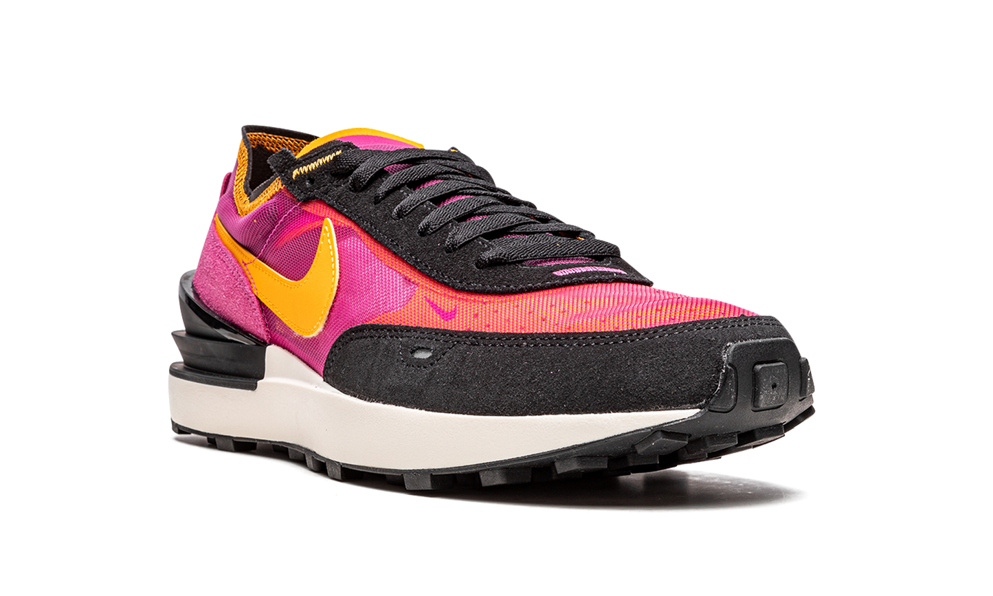 WAFFLE ONE WMNS"Active Fuchsia" DC2533 600