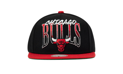 NBA Rise Up Snapback Cap "Chicago Bulls - Black" HS8507 CBUBLCK