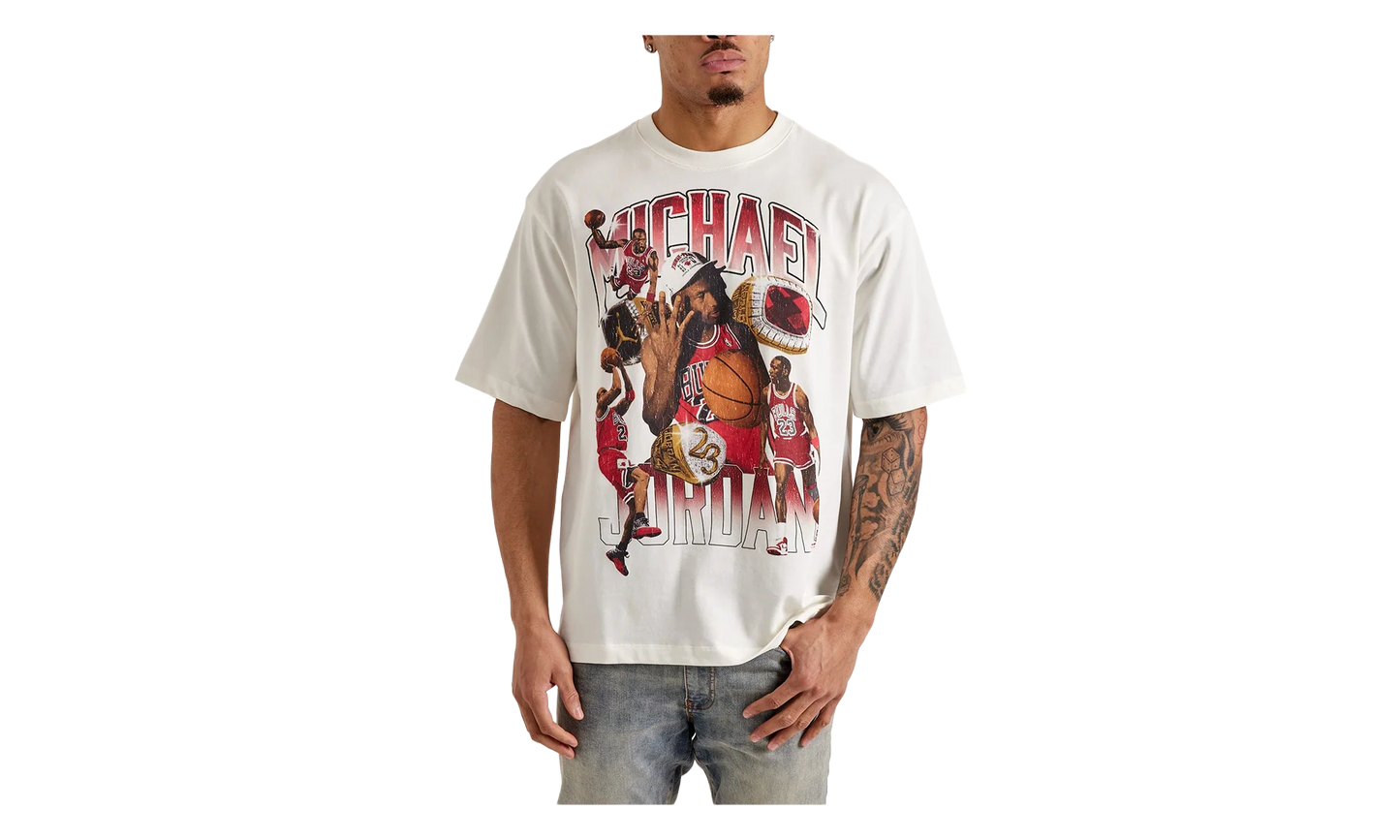 Air Jordan Flight Essentials Oversized T-Shirt "Sail / Varsity Red" HM7131 133