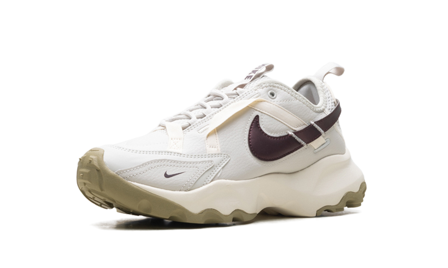 TC 7900 WMNS"Light Bone Burgundy Crush" DD9682 003