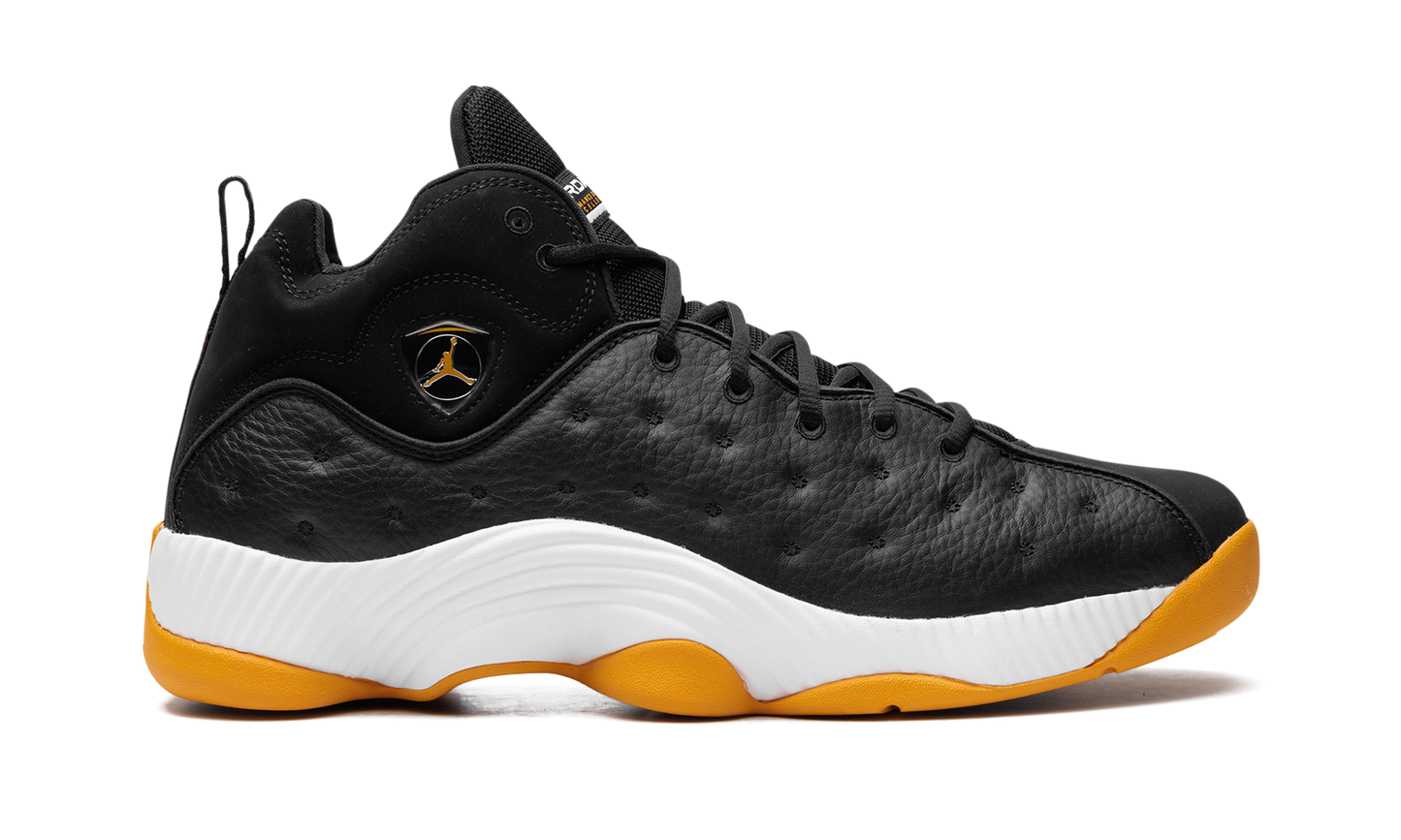 Jumpman Team 2 Low "Taxi"