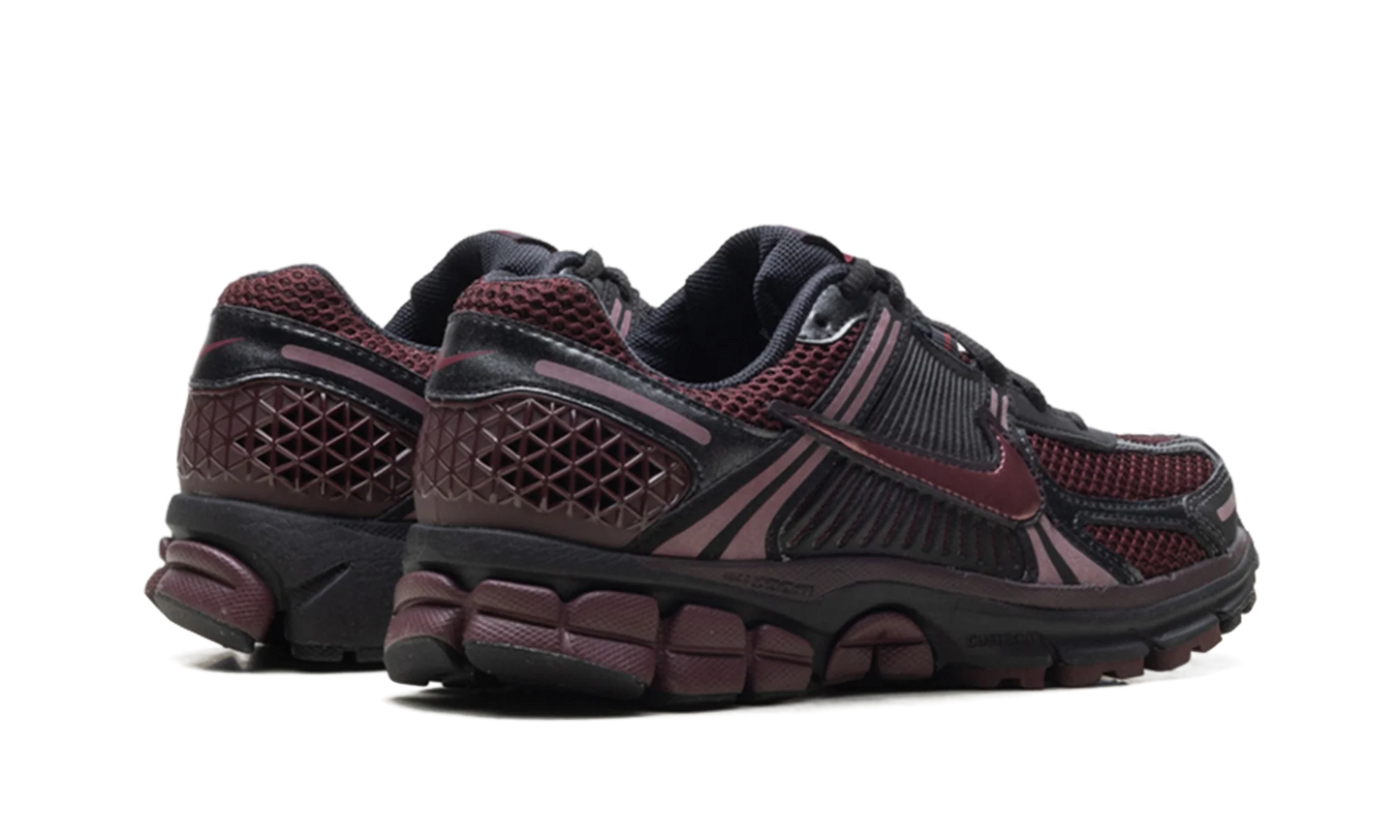 Zoom Vomero 5 WMNS "Black Burgundy Crush" IB8929 002
