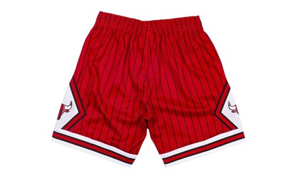NBA Reload Swingman Shorts "1995 Chicago Bulls - Scarlet" SMSHAC19153 CBUSCAR95
