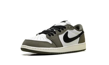 Jordan 1 Retro Low OG GS "Medium Olive" HQ6999 200