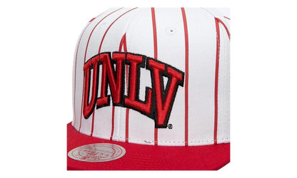 NCAA Retro Pinstripe Snapback Cap "UNLV Rebels - White" HHSS3473 LVEYYPPPWHIT