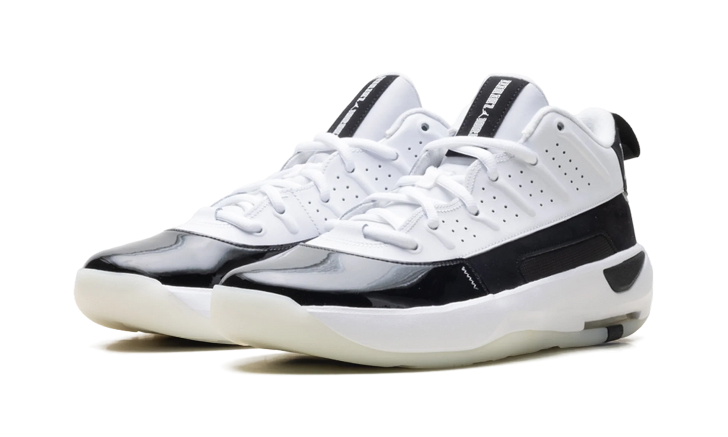 Max Aura 7 "White Summit White Black" HQ2091 100