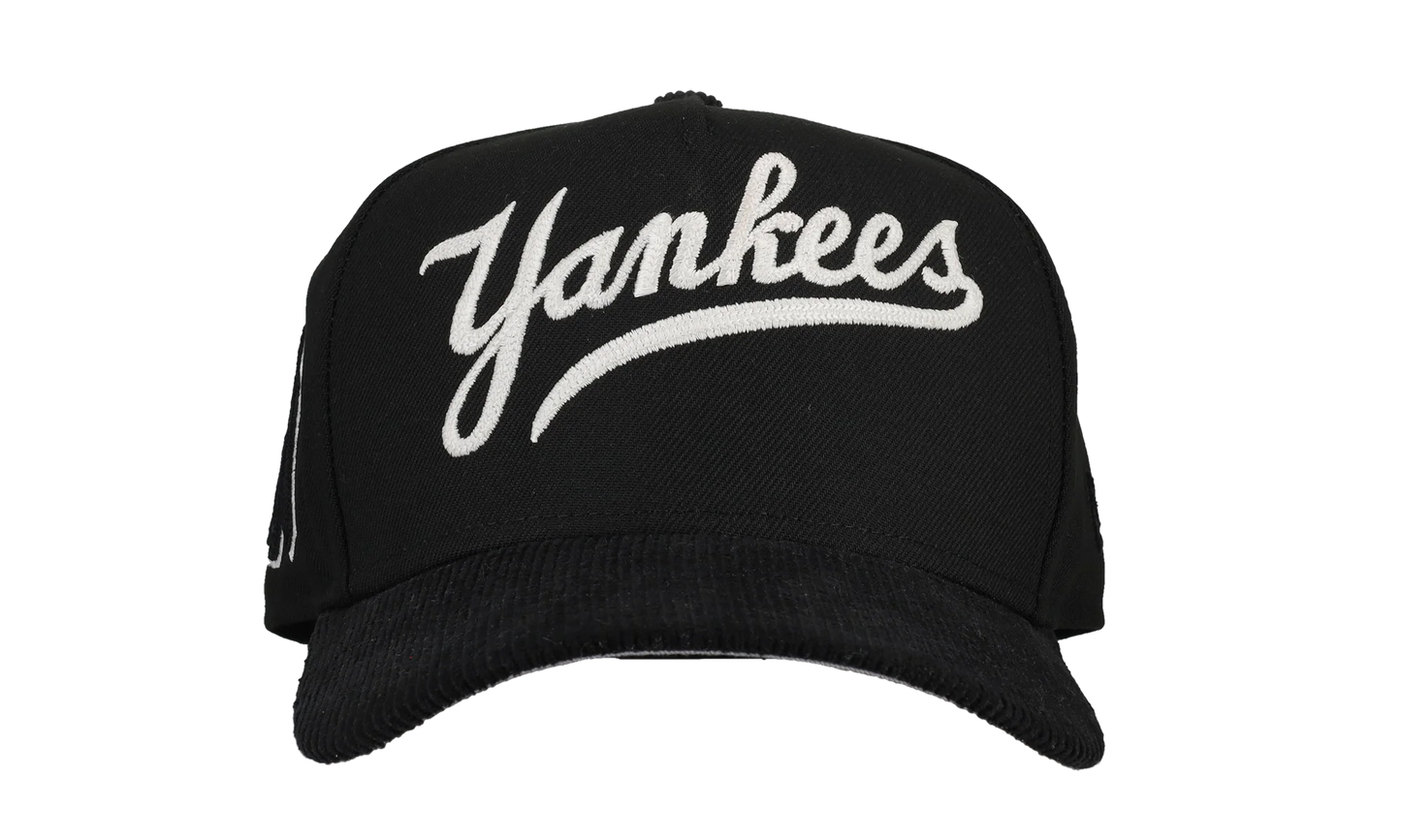 9FIFTY New York Yankees A Frame Snapback Hat "Chainstitch - Corduroy Black" 44531114442940