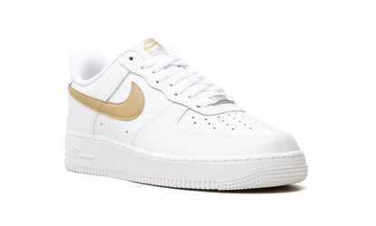 Air Force 1 '07 "White / Parachute Beige" FJ4146 124
