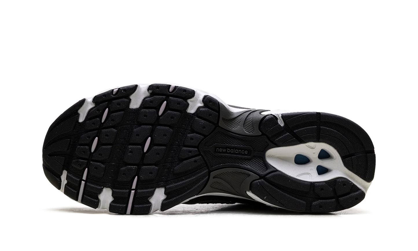530 "Black Metallic" U5303R9