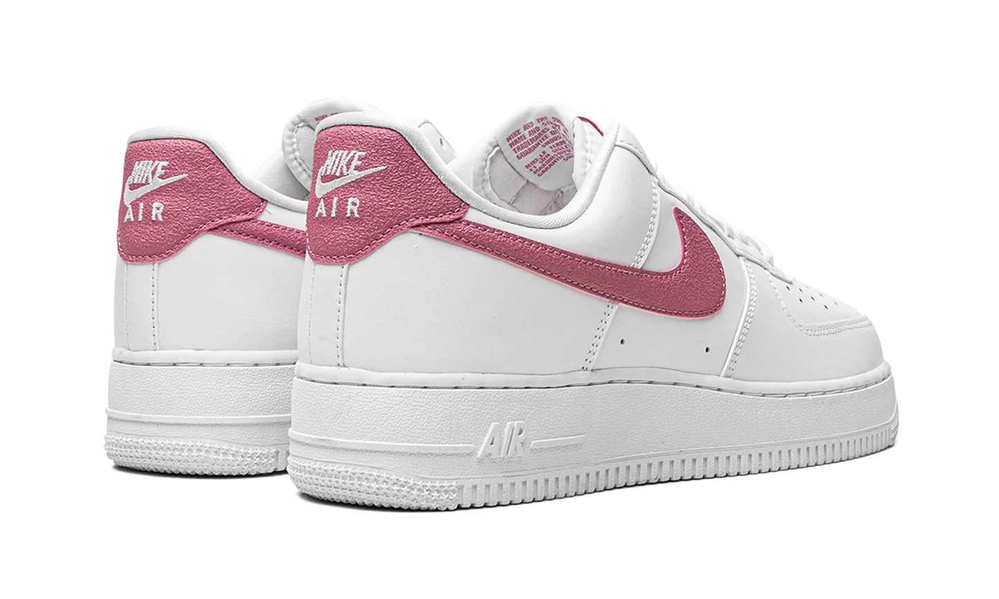 AIR FORCE 1 '07 ESS TRINO MNS WMNS "Desert Berry" DQ7569 101