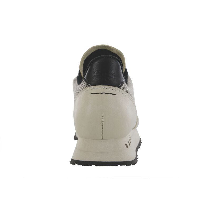 Women's 7eventy6ix-X 76 Sneaker in Monahans