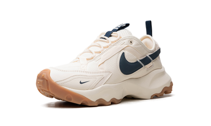 TC 7900 WMNS"Pale Ivory Armory Navy" DD9682 103