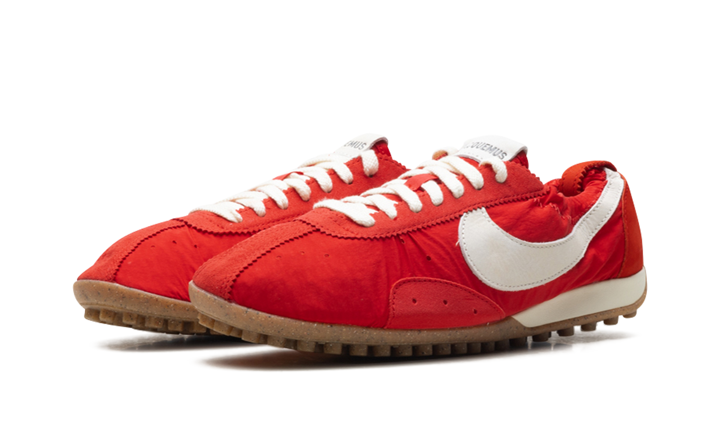 Moon Shoe SP WMNS"Jacquemus - University Red" HV8547 600