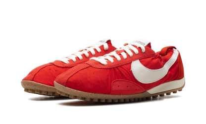 Moon Shoe SP WMNS"Jacquemus - University Red" HV8547 600