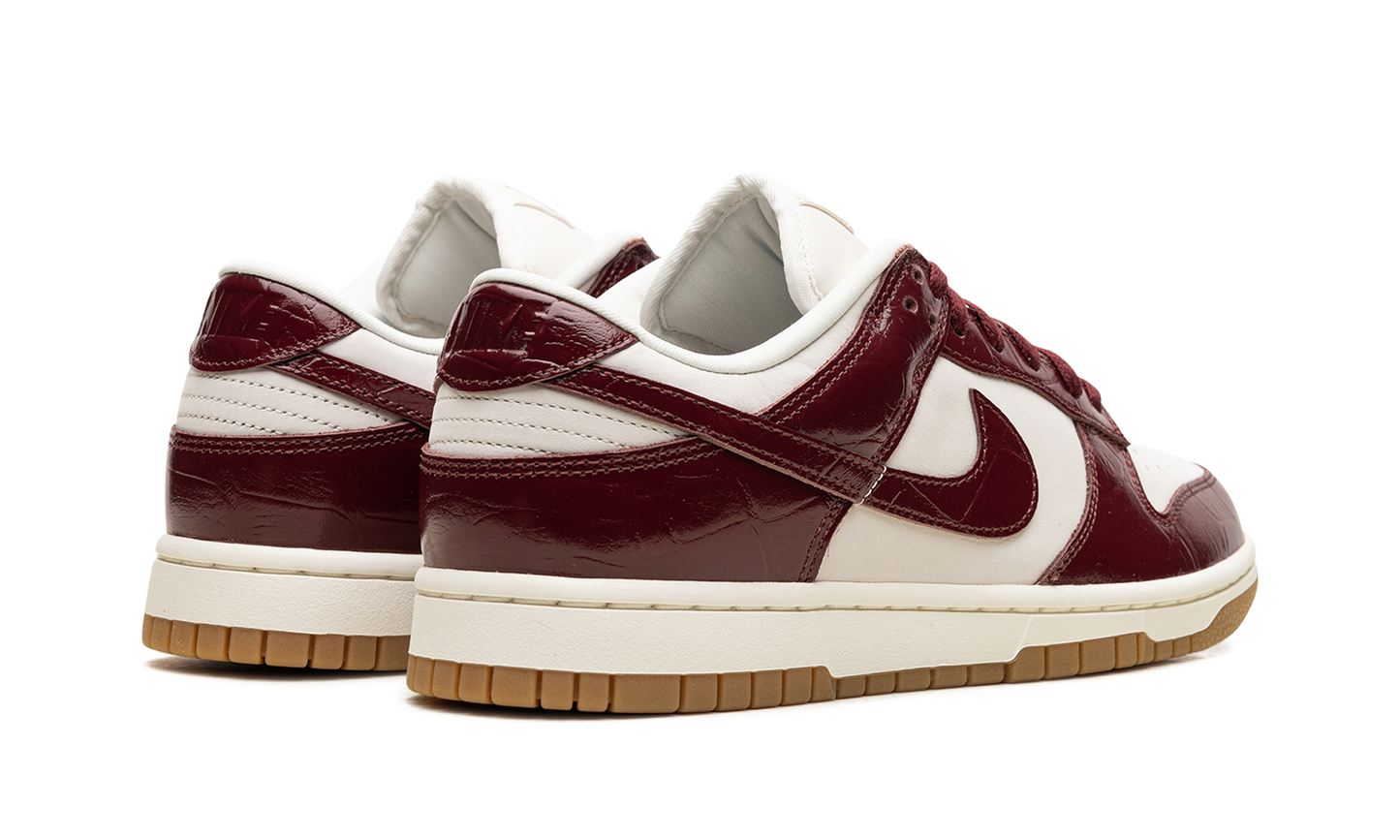 Wmns Dunk Low LX"Team Red Croc" FJ2260 004