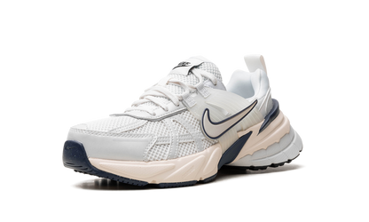 V2K Run WMNS"White" FD0736-004