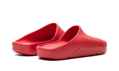Post Slide "University Red" DX5575 600