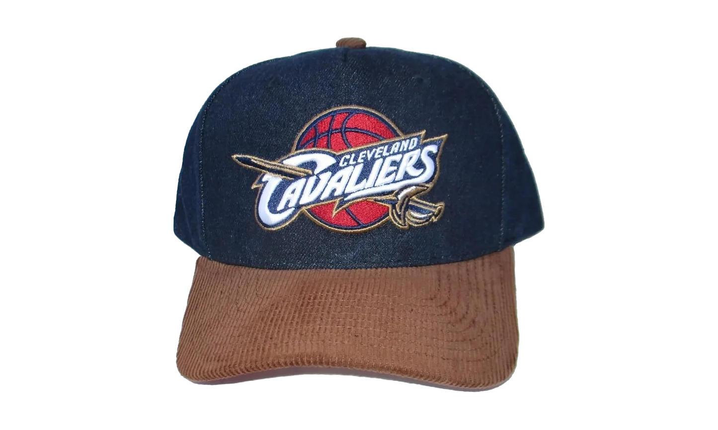 NBA Hardwood Classics D-Stressed Pro Snapback Cap "Cleveland Cavaliers - Dark Navy" HP9530 CCADKNY