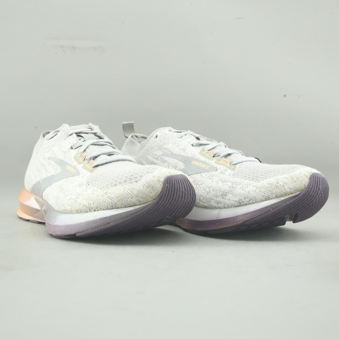 LEVITATE 3