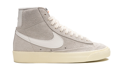 BLAZER MID 77 VINTAGE MNS WMNS "Light Bone Alabaster" DV7006 001