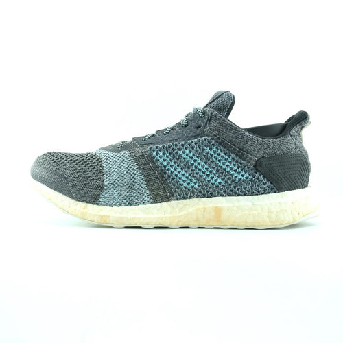 ULTRA BOOST ST