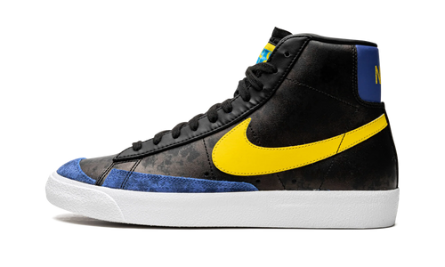 Blazer Mid '77 "Peace Love and Basketball" DC1414 001