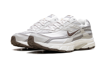 Initiator WMNS"Phantom Light Bone Sail Mink Brown" IB4339 001