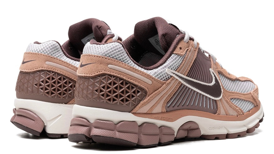Zoom Vomero 5 Dusted Clay