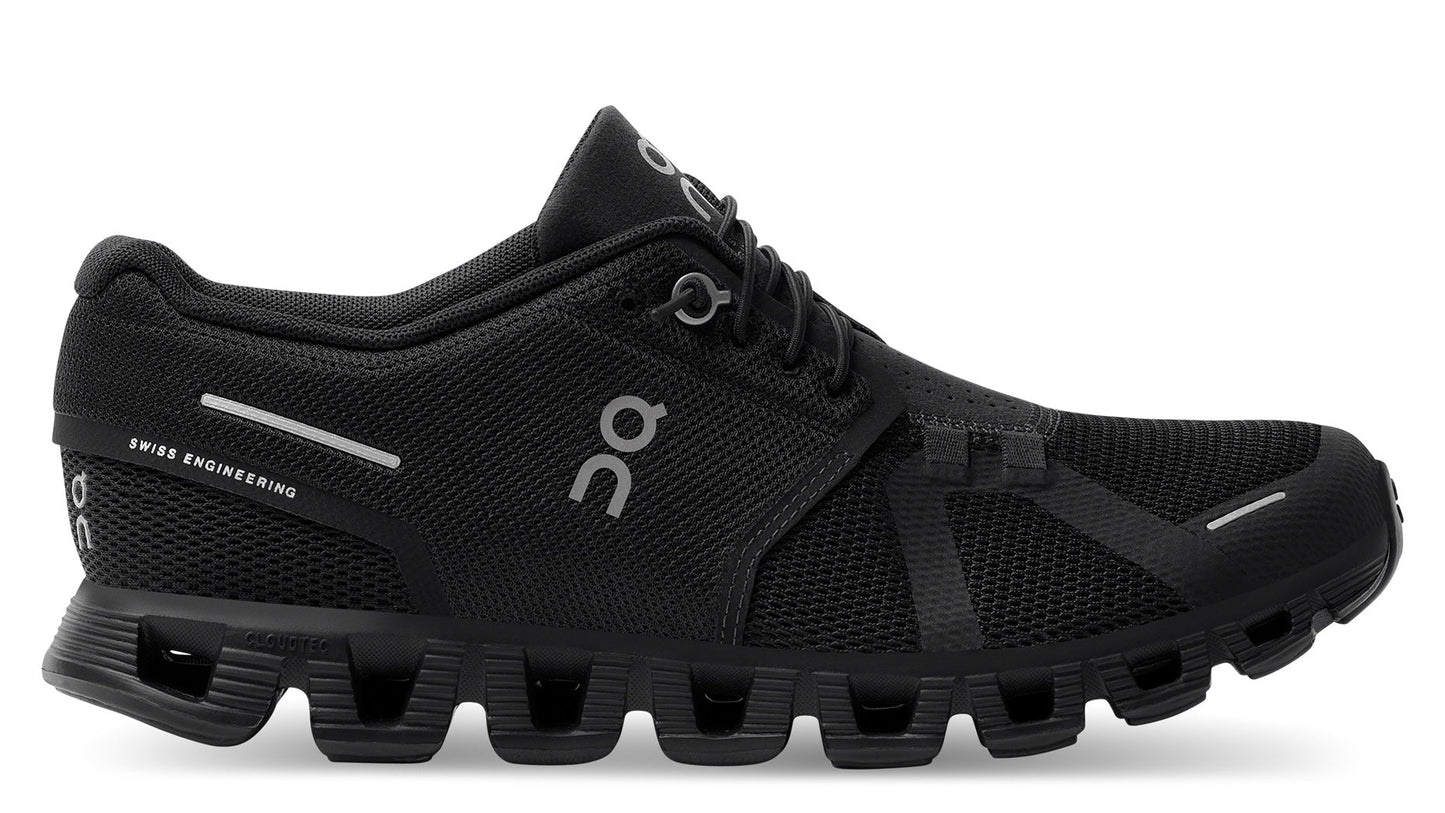 Running Cloud 5 All Black (W)