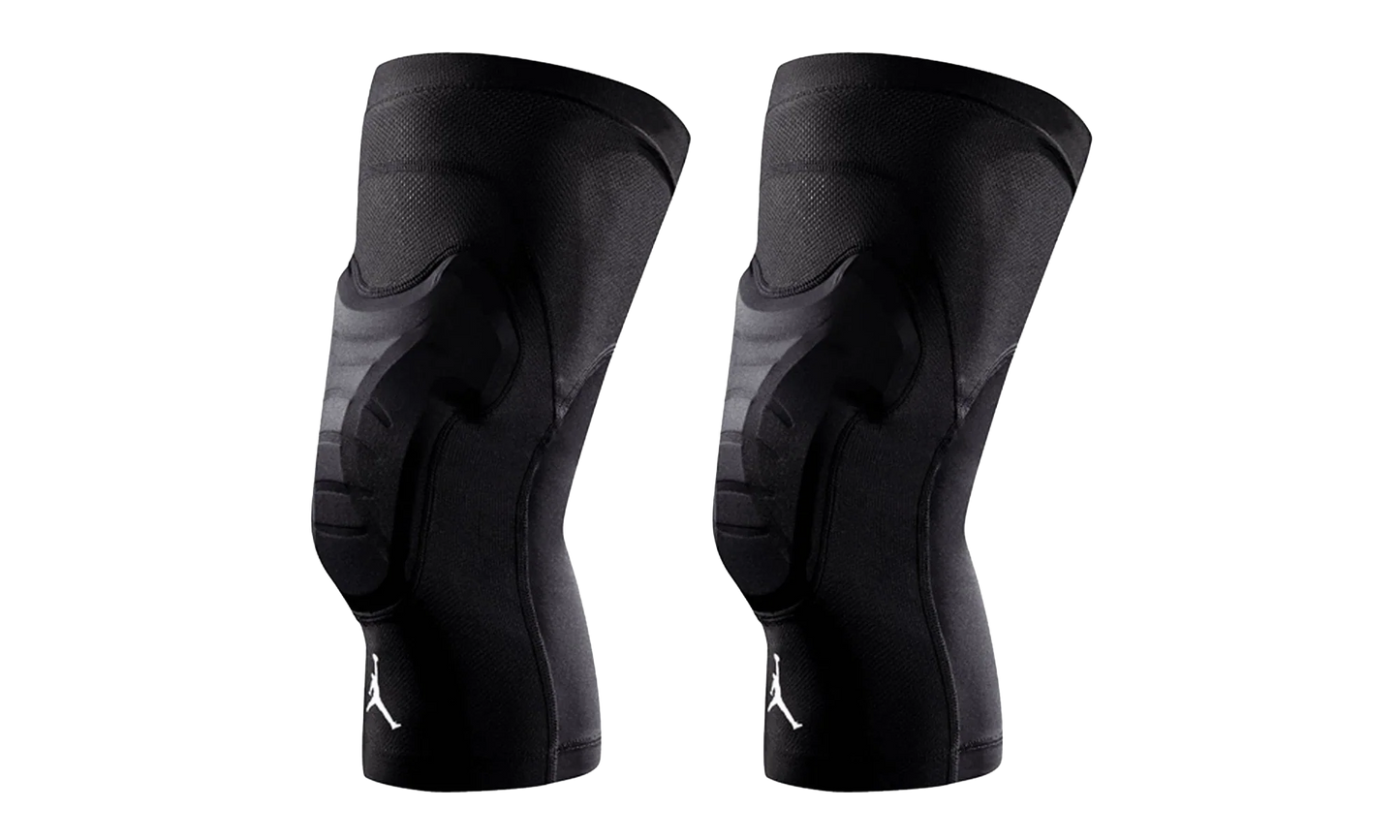 Air Jordan PADDED KNEE SLEEVES "Black / White" J.KS.02.010