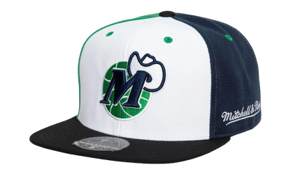 NBA TRI Cycle Fitted Cap "Dallas Mavericks - White / Black" 6HSFDX21127 DMAWHBK