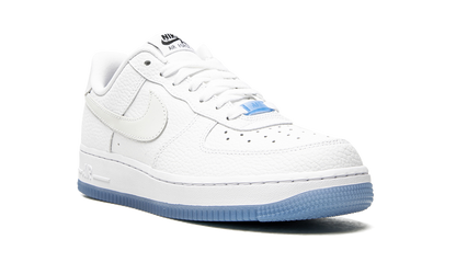 AIR FORCE 1 LO WMNS"UV Reactive Swoosh" DA8301 101