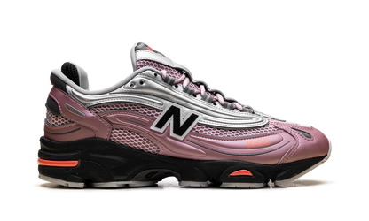 1000 "Pink Metallic Silver" M1000U