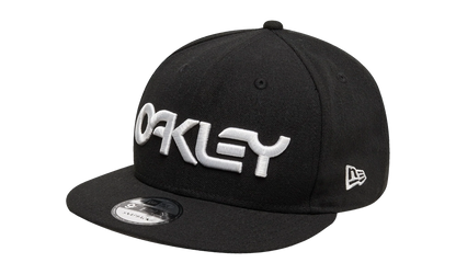 9FIFTY OAKLEY x New Era Mark II Novelty Snapback Hat "Blackout" 911784 02E
