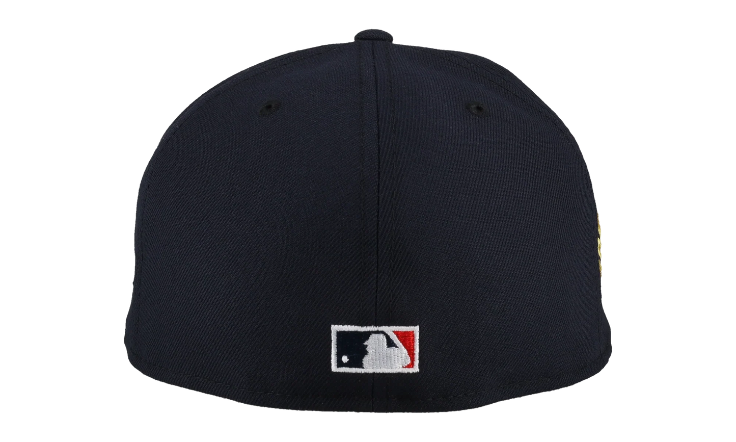 59FIFTY New York Yankees "The Captain" Fitted Hat "Navy Metallic / Grey Brim" 123451300275
