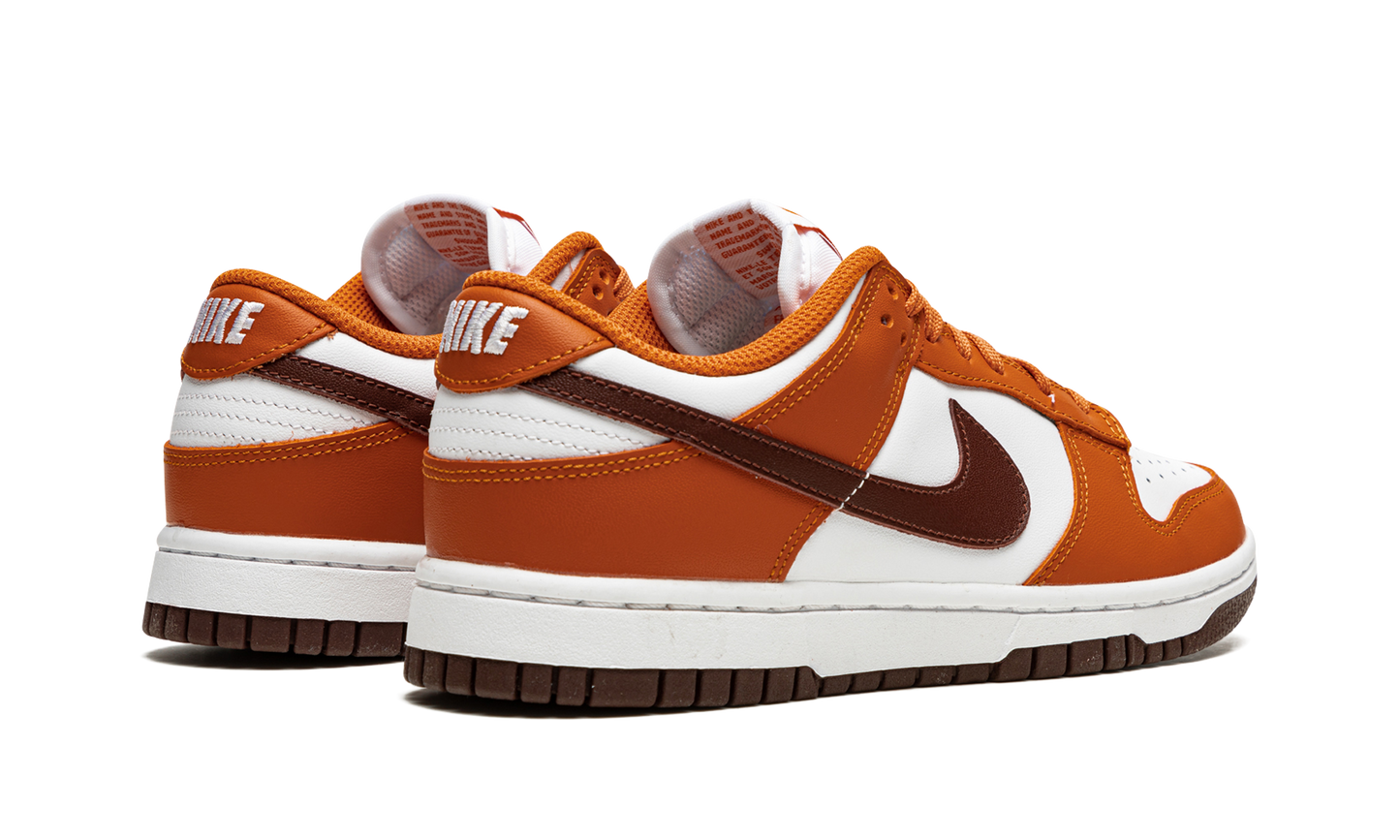 DUNK LOW WMNS"Bronze Eclipse" DQ4697 800