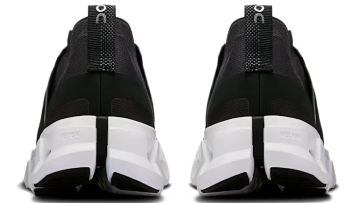 Running Cloudswift 4 Black White (Women's)