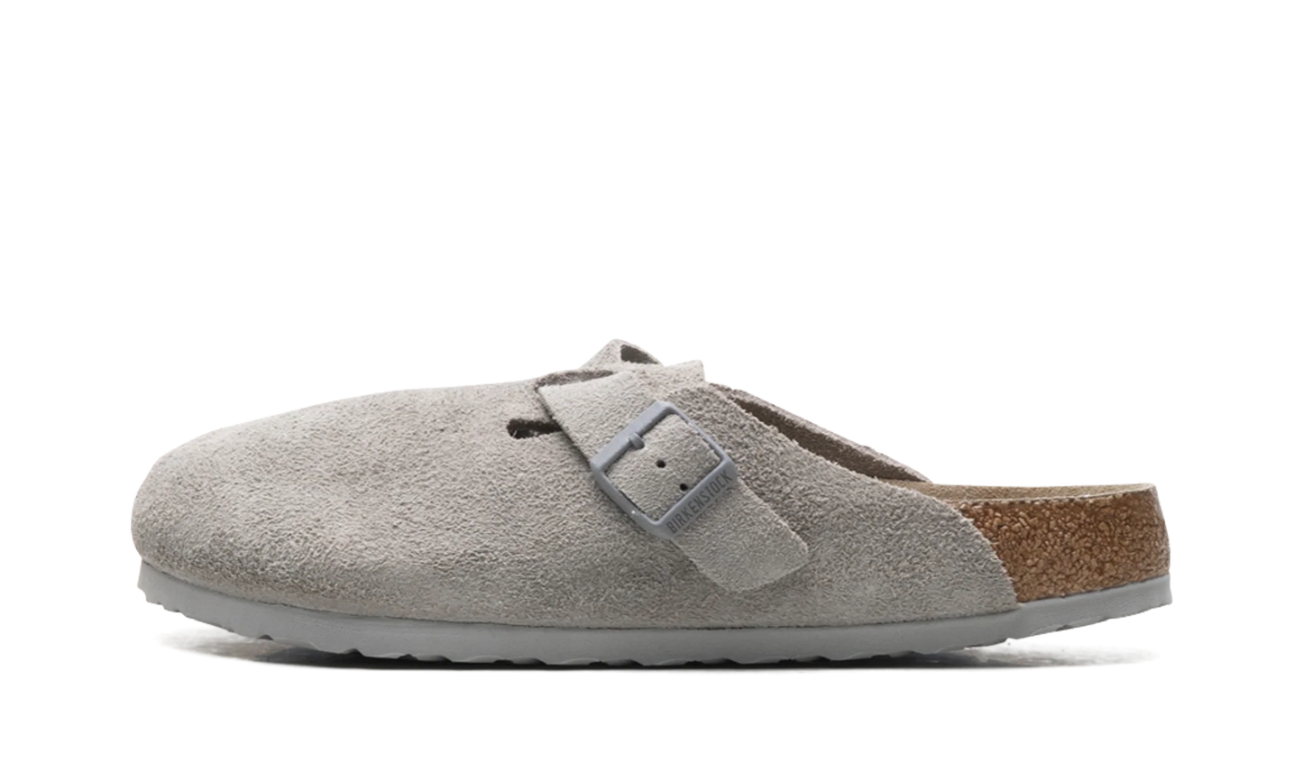 Boston Soft Footbed "Suede Stone Coin" 1020549