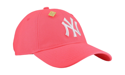9TWENTY New York Yankees Adjustable Hat "Pink Glow" NE306