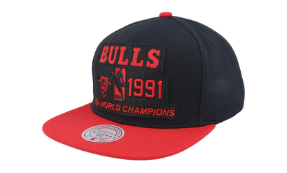 NBA Hardwood Classics 91 Champ Flipside Snapback Cap "Chicago Bulls - Black / Red" HS8714 CBUBKRD
