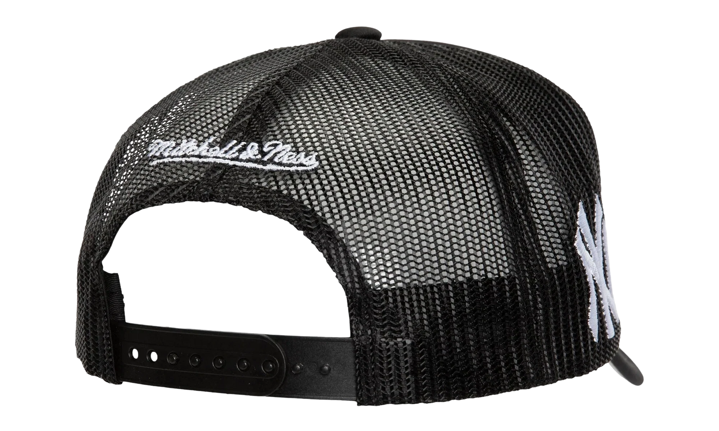 MLB Script Trucker Cap "New York Yankees - Black" HT8215 NYYBLCK