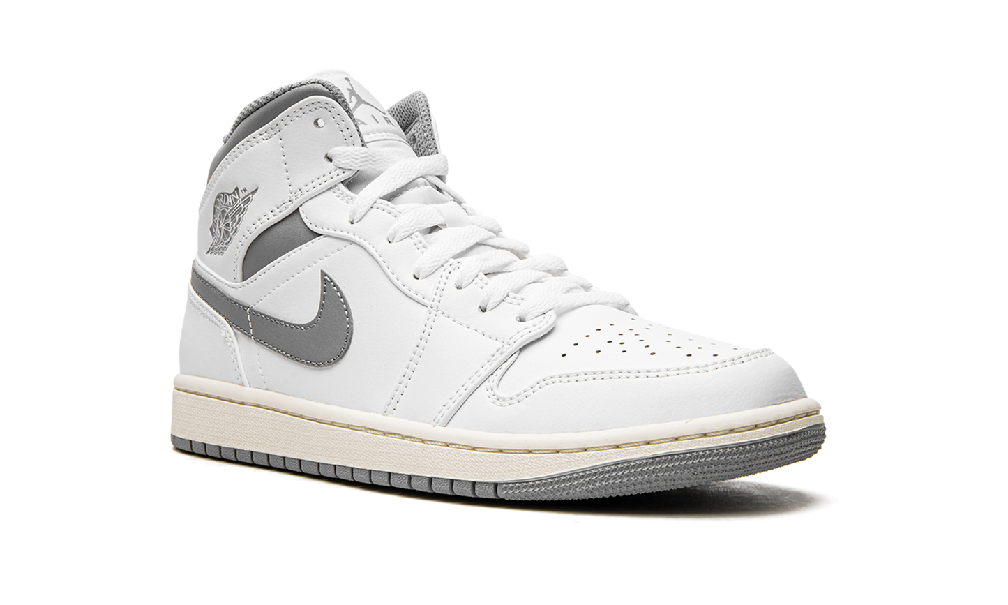 1 Mid "White / Stealth Grey" 554724 135