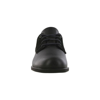 Women's Annex Oxford Dress Shoe in Caviar