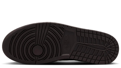 1 Retro Low OG SP
Travis Scott Velvet Brown
