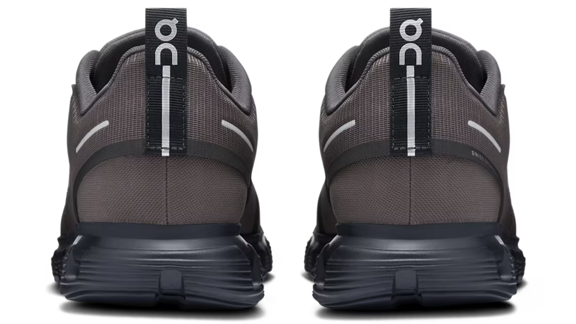 Running Cloud 6 Waterproof Thorn Black
