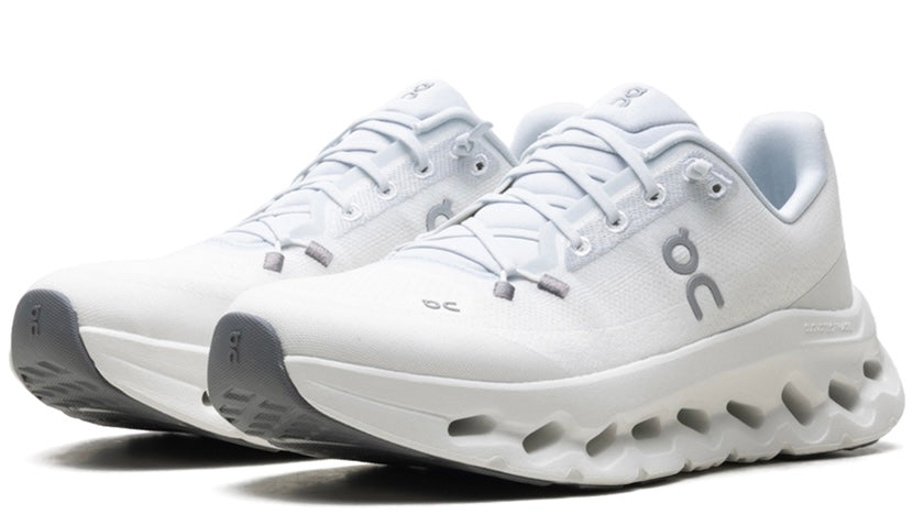 Running Cloudtilt Arctic Ice (Women’s)