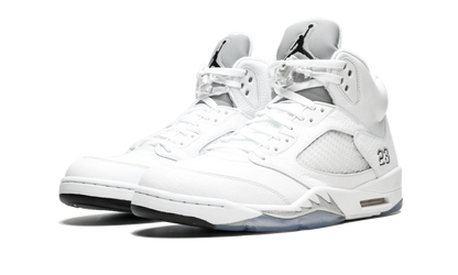 5 Retro "Metallic Silver" 136027 130