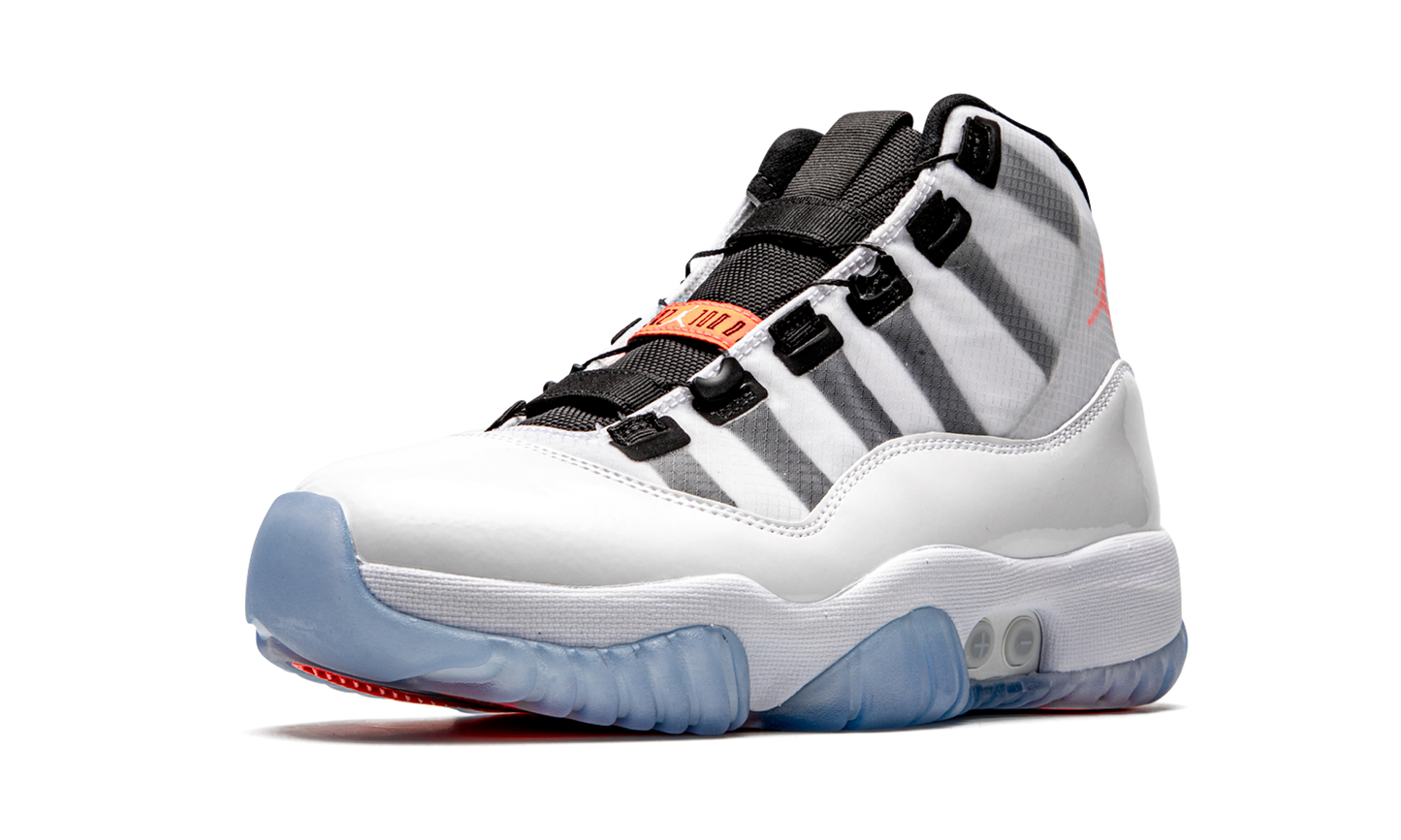 11 Adapt "White" DA7990 100